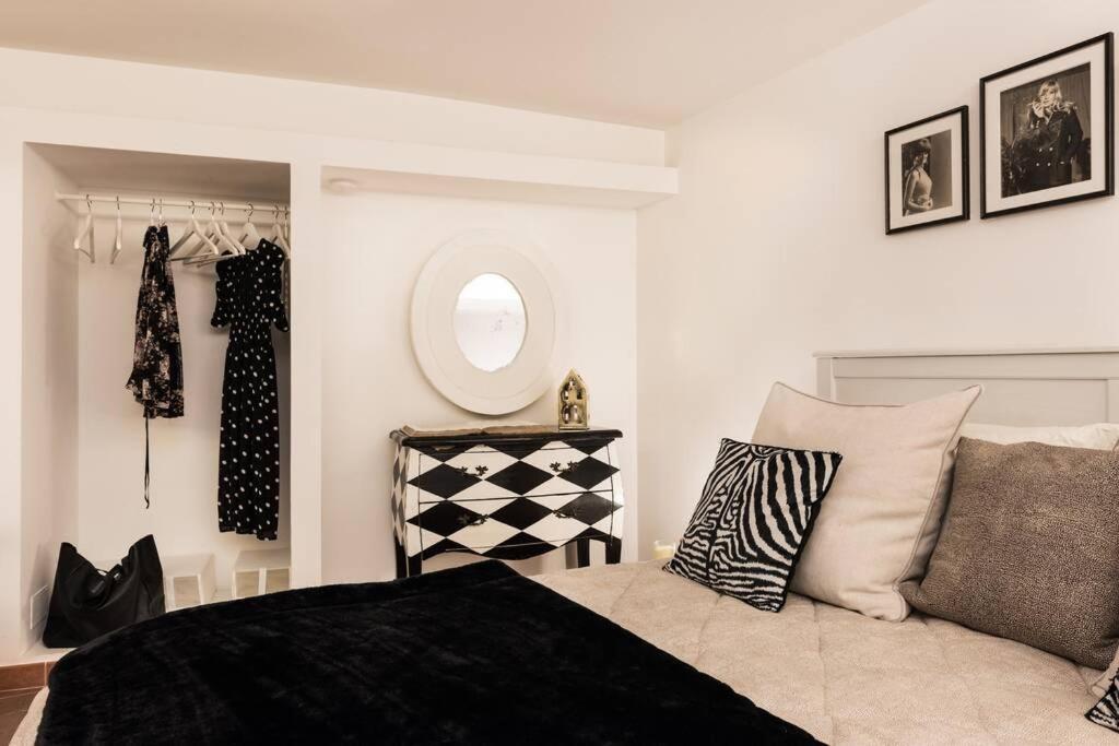 Lovely Colosseum Loft Apartment Рим Екстер'єр фото