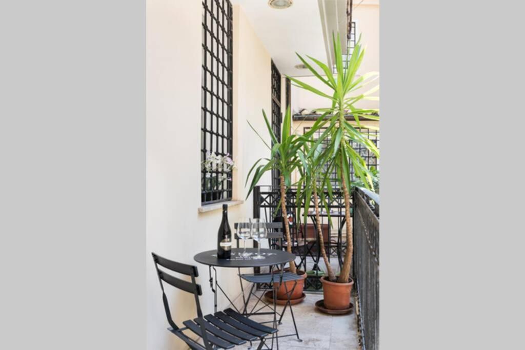 Lovely Colosseum Loft Apartment Рим Екстер'єр фото